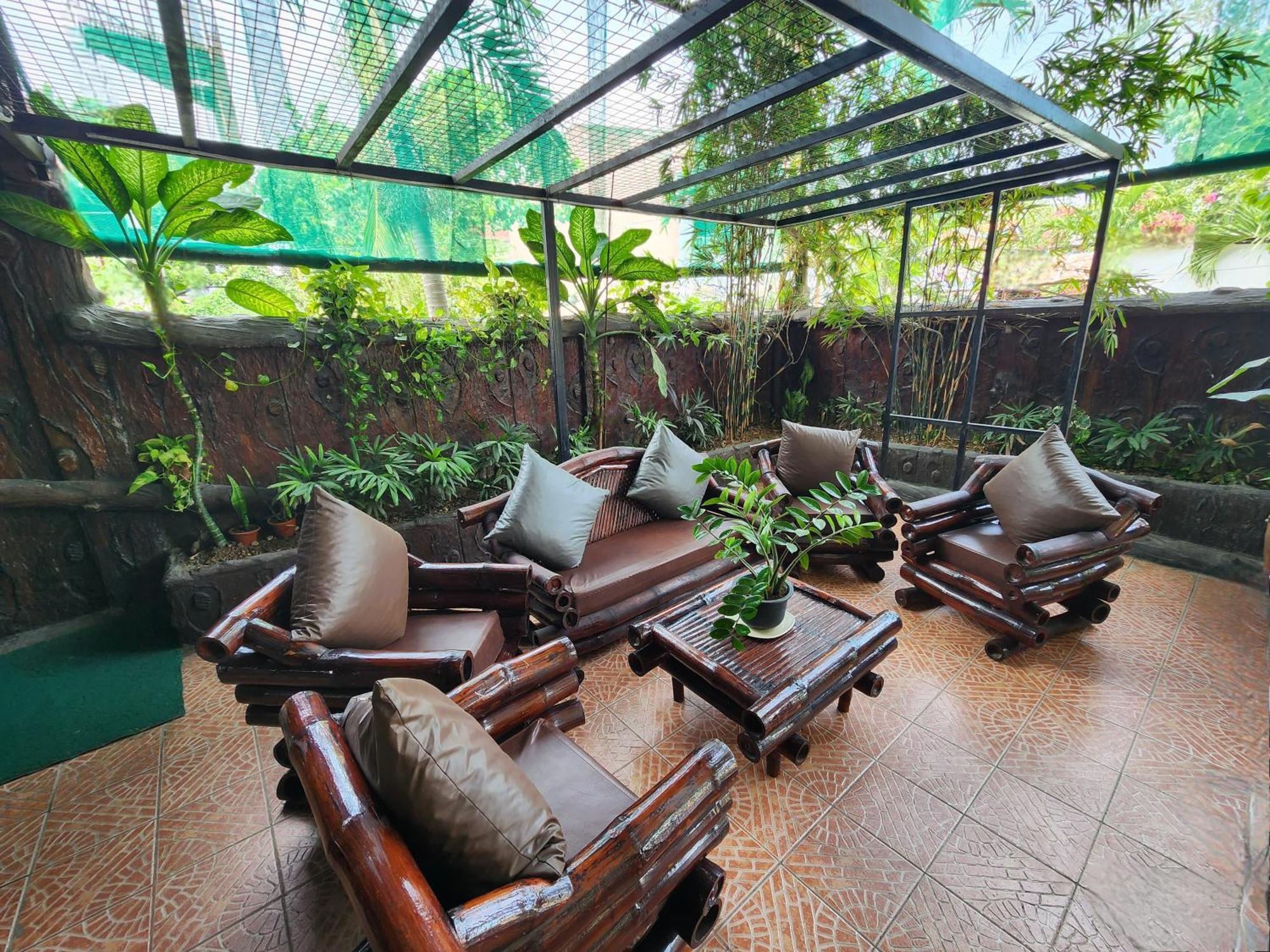 Mb'S Garden Inn Lapu-Lapu City Esterno foto