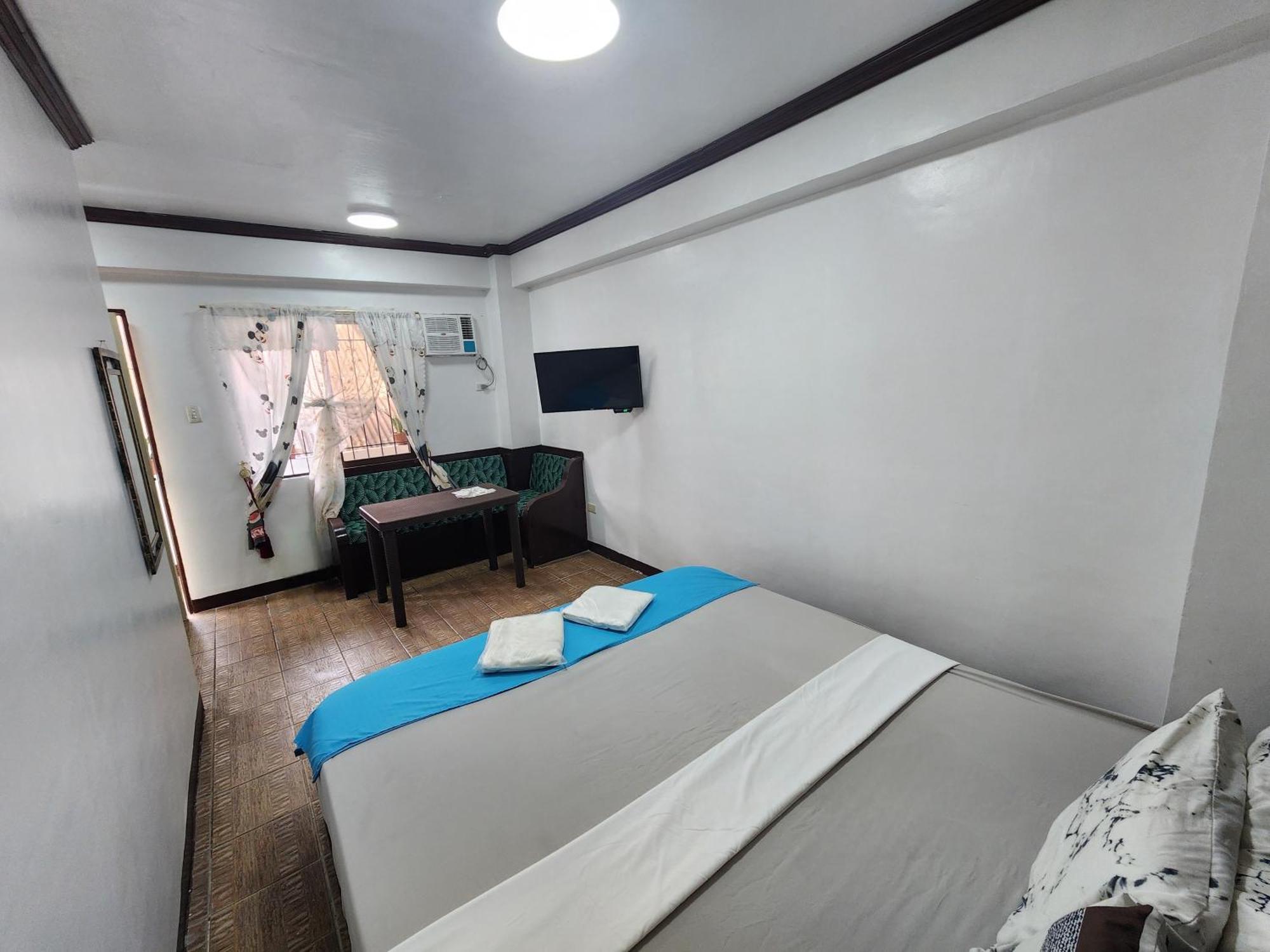Mb'S Garden Inn Lapu-Lapu City Esterno foto