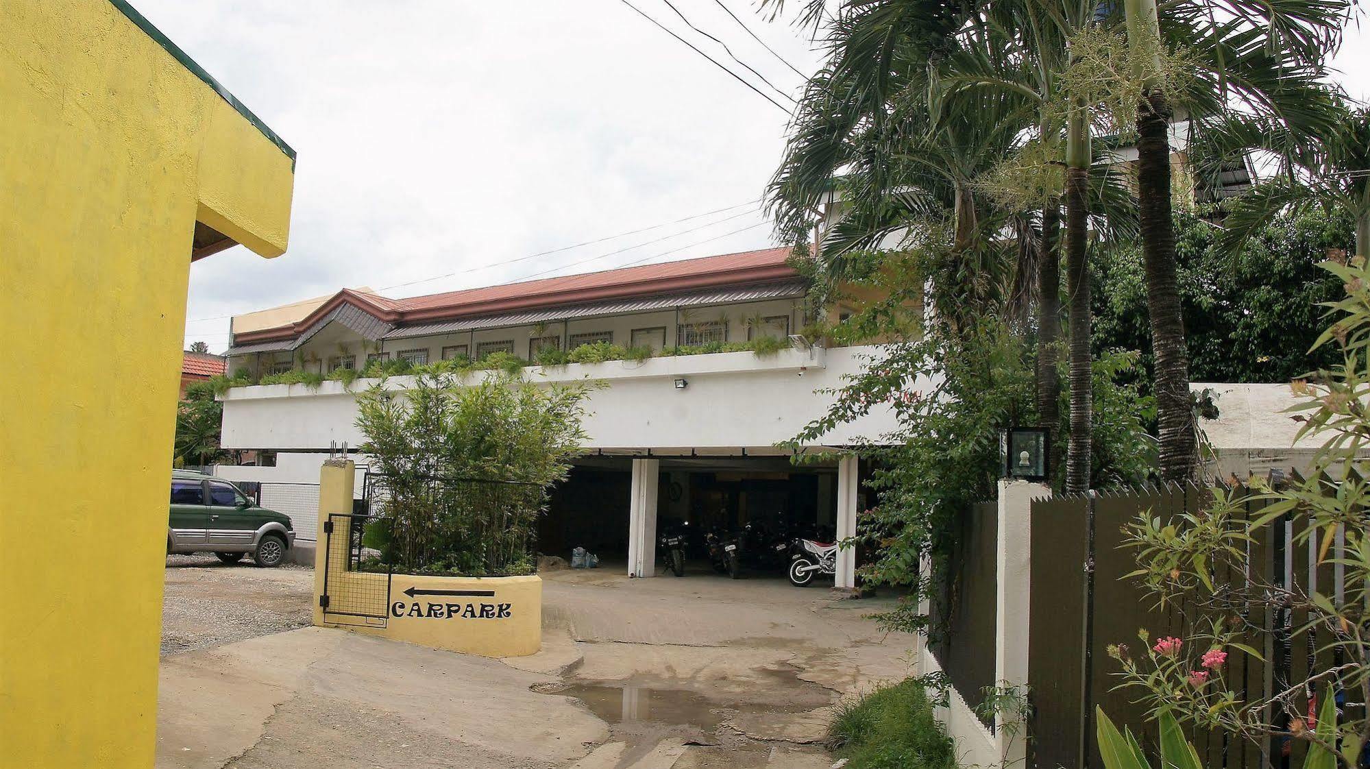 Mb'S Garden Inn Lapu-Lapu City Esterno foto